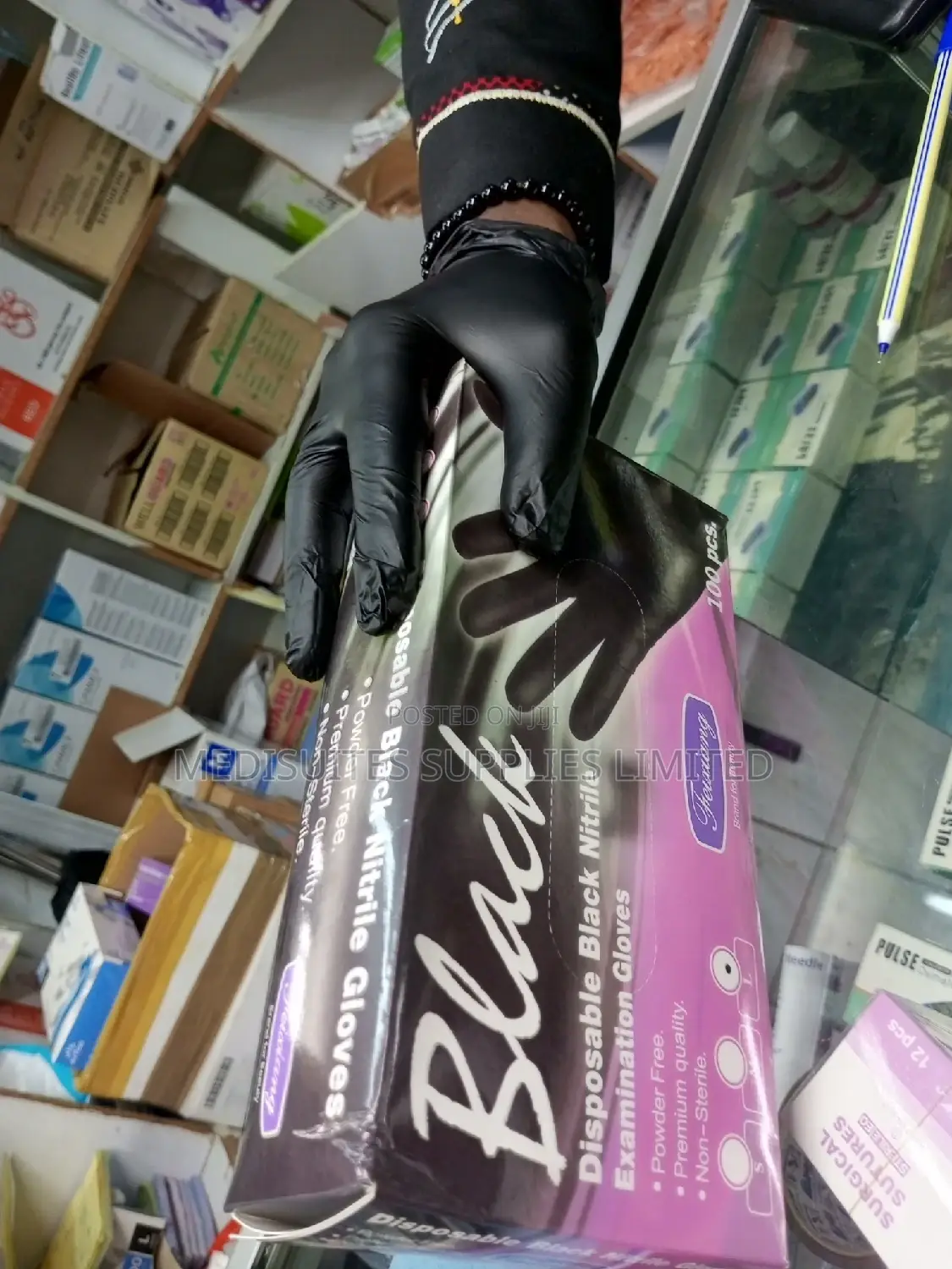 Black Nitrile Gloves