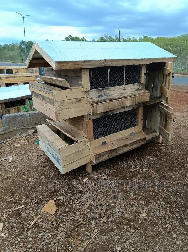 Chicken Cage Feeder - thumbnail 4