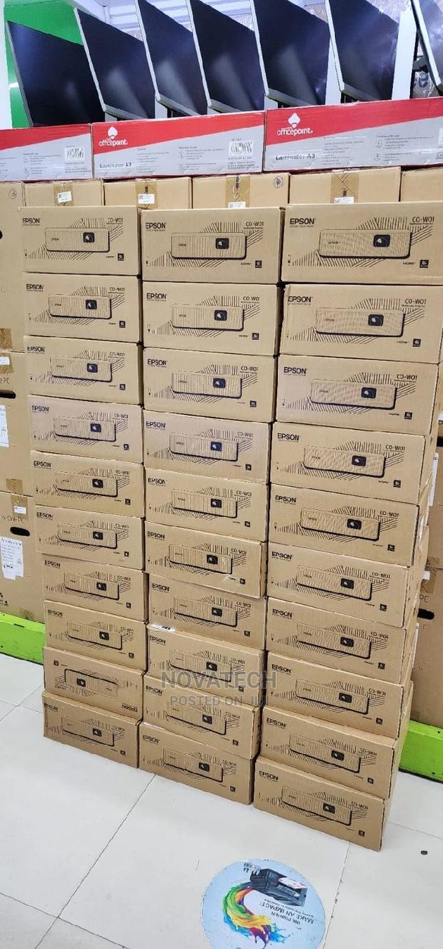 School Projector Epson Co- W01 - main view