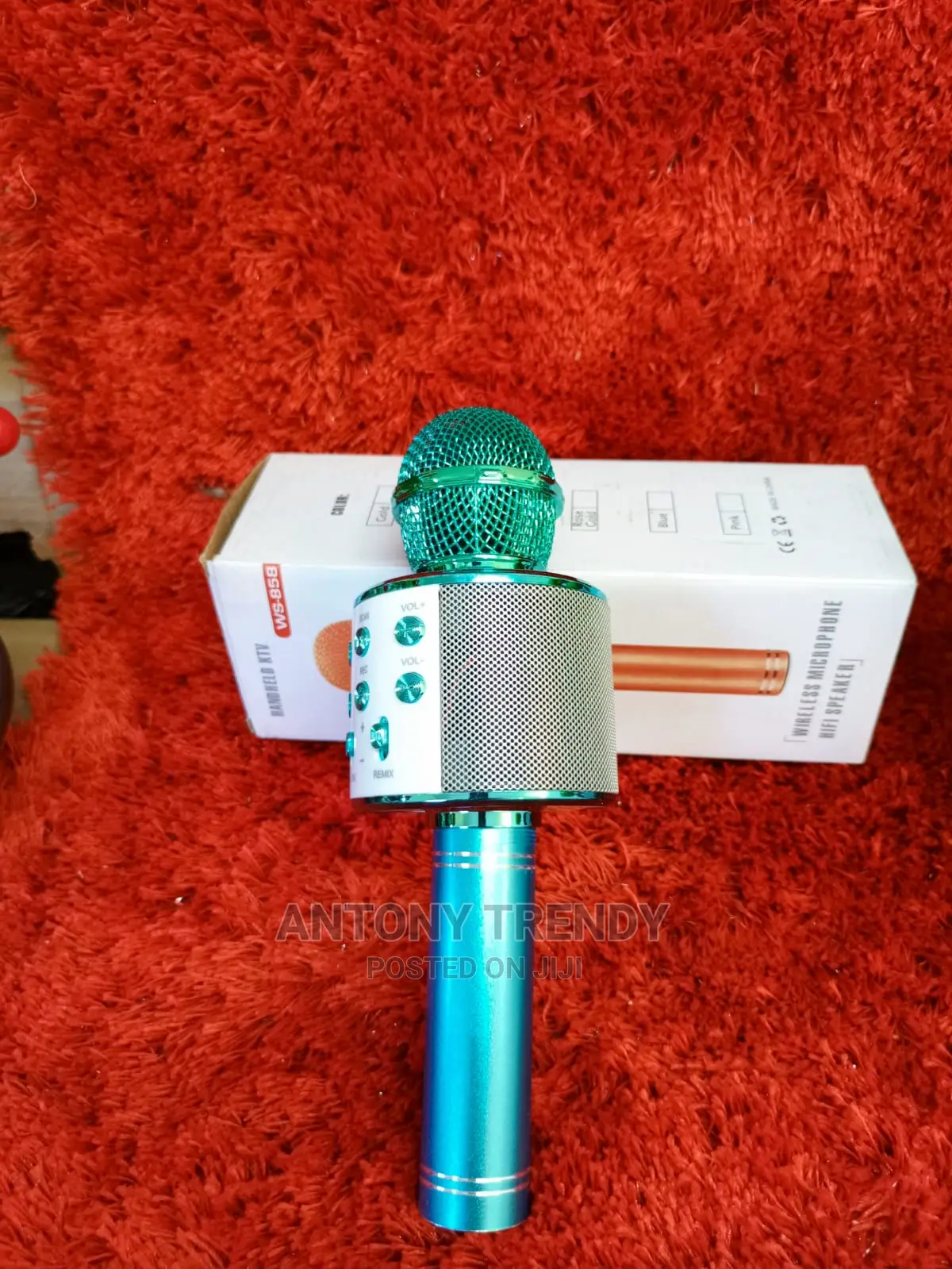 Wireless Bluetooth Karaoke Microphone, Portable.