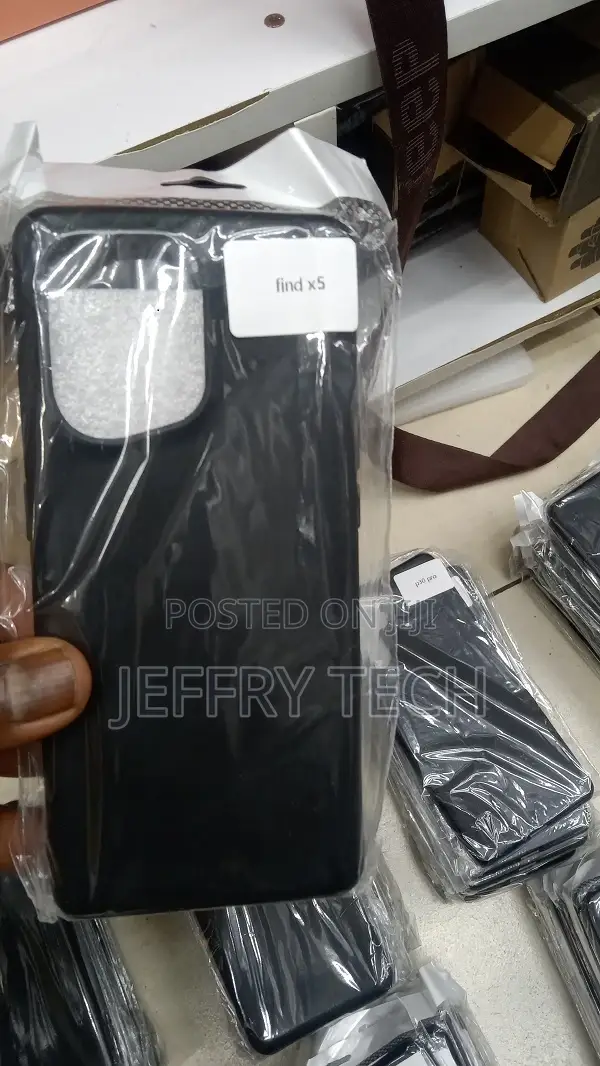 Oppo Find X5 Silicone Case