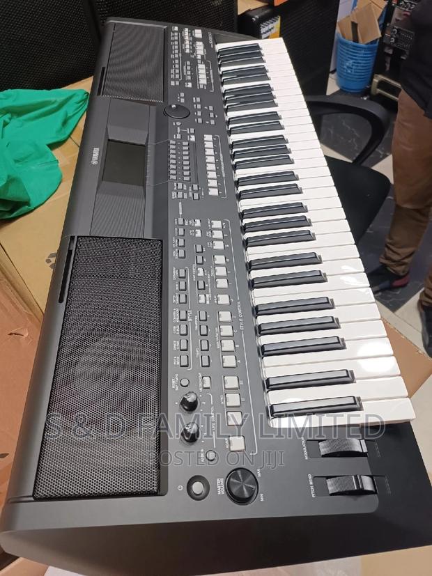 Yamaha Sx 600 Keyboard - thumbnail 2