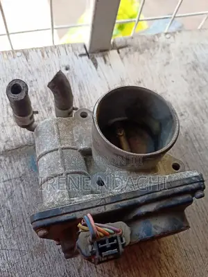 Nissan Tiida Throttle