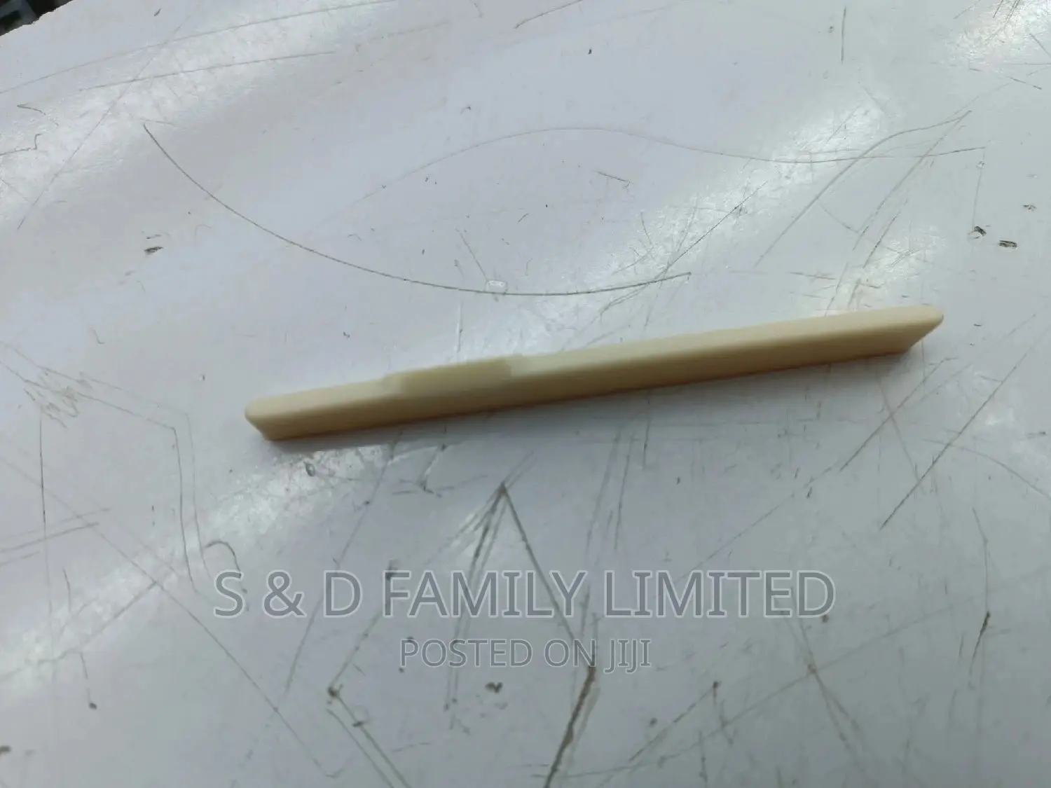 Guitar Bone