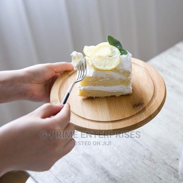 Glass Cake Cover With Bamboo Base - thumbnail 2