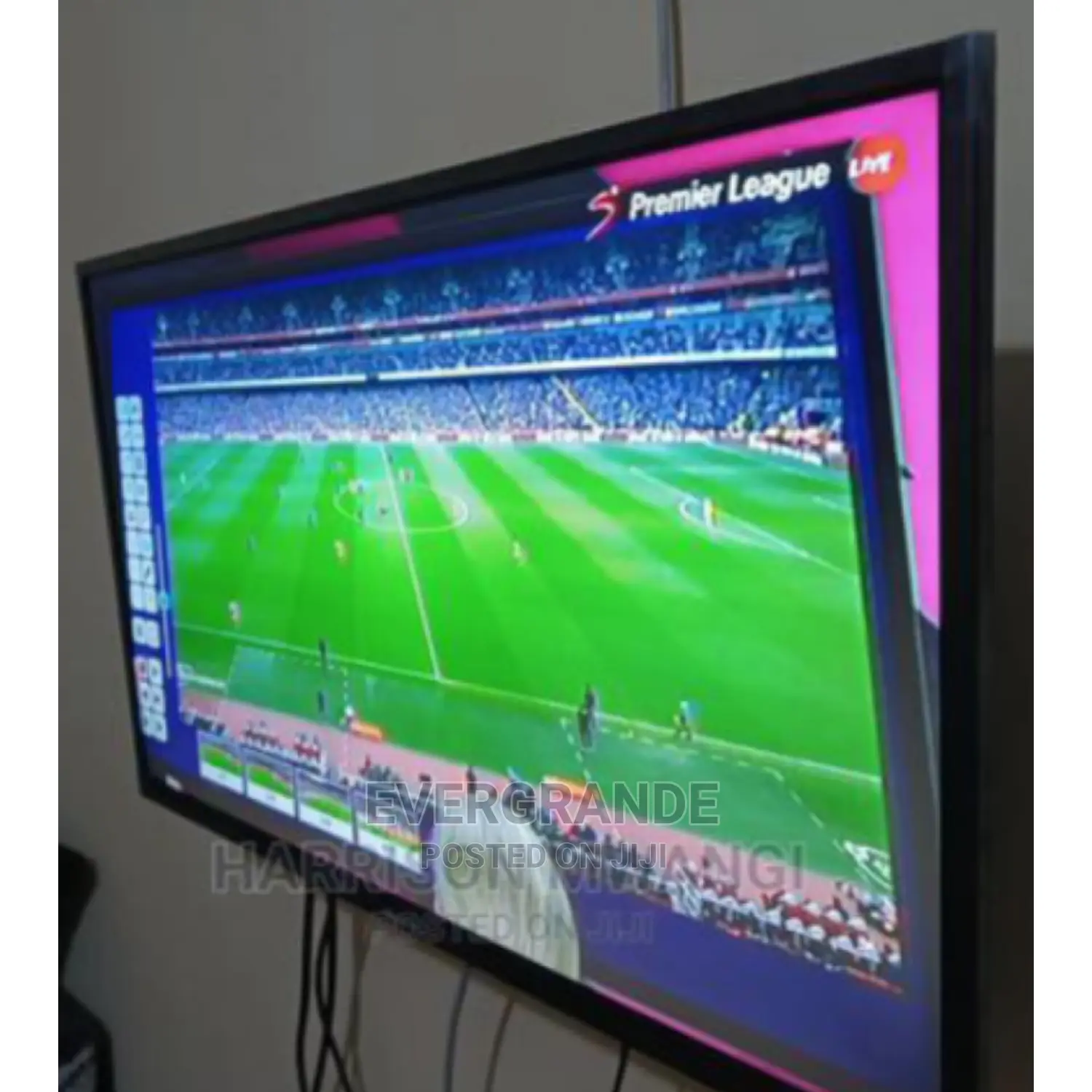 32 Inches Digital Hisense Tv.