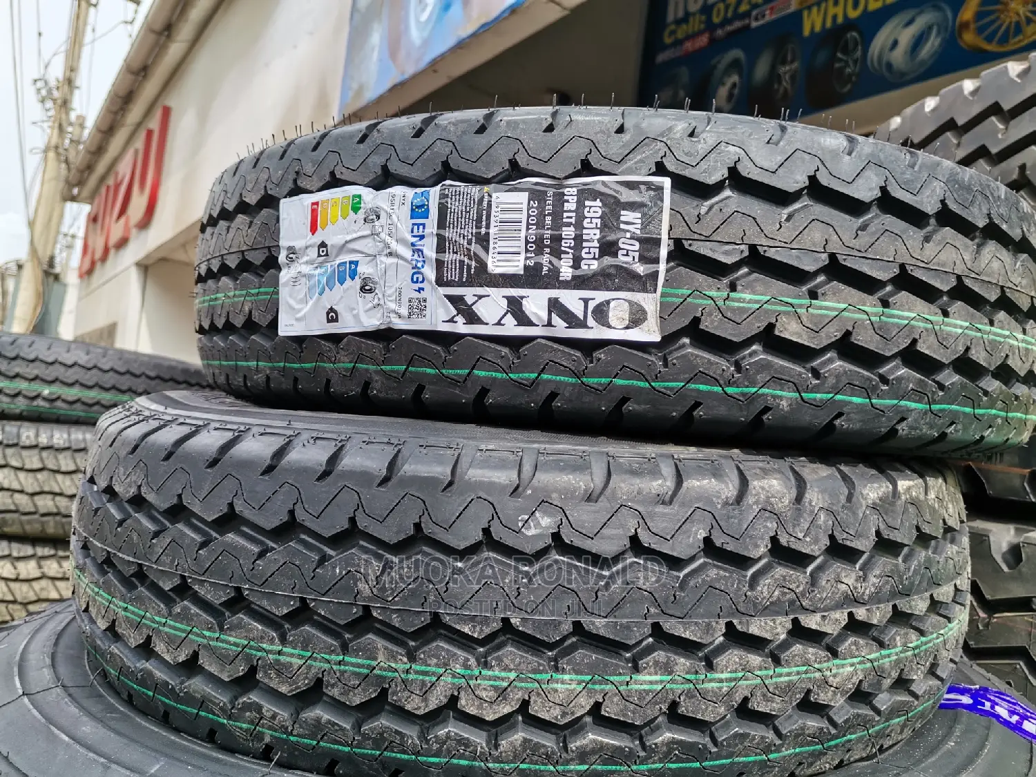 195R15C Onxy Tyre 8pr