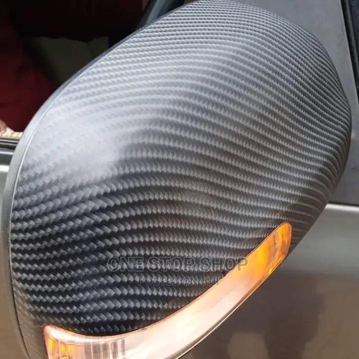 Side Mirror Wrapped With Carbon Black Vinyl Wrap (1.5m*1m
