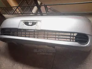 Ex Japan Front Bumper for Isis 2005 on Sale