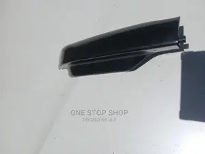 Rear Left Vanguard Rail End Cover