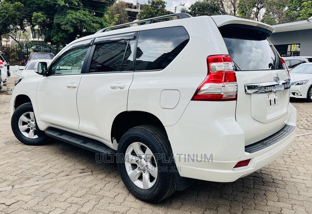 Toyota Land Cruiser Prado 2.7 2017 White - thumbnail 3