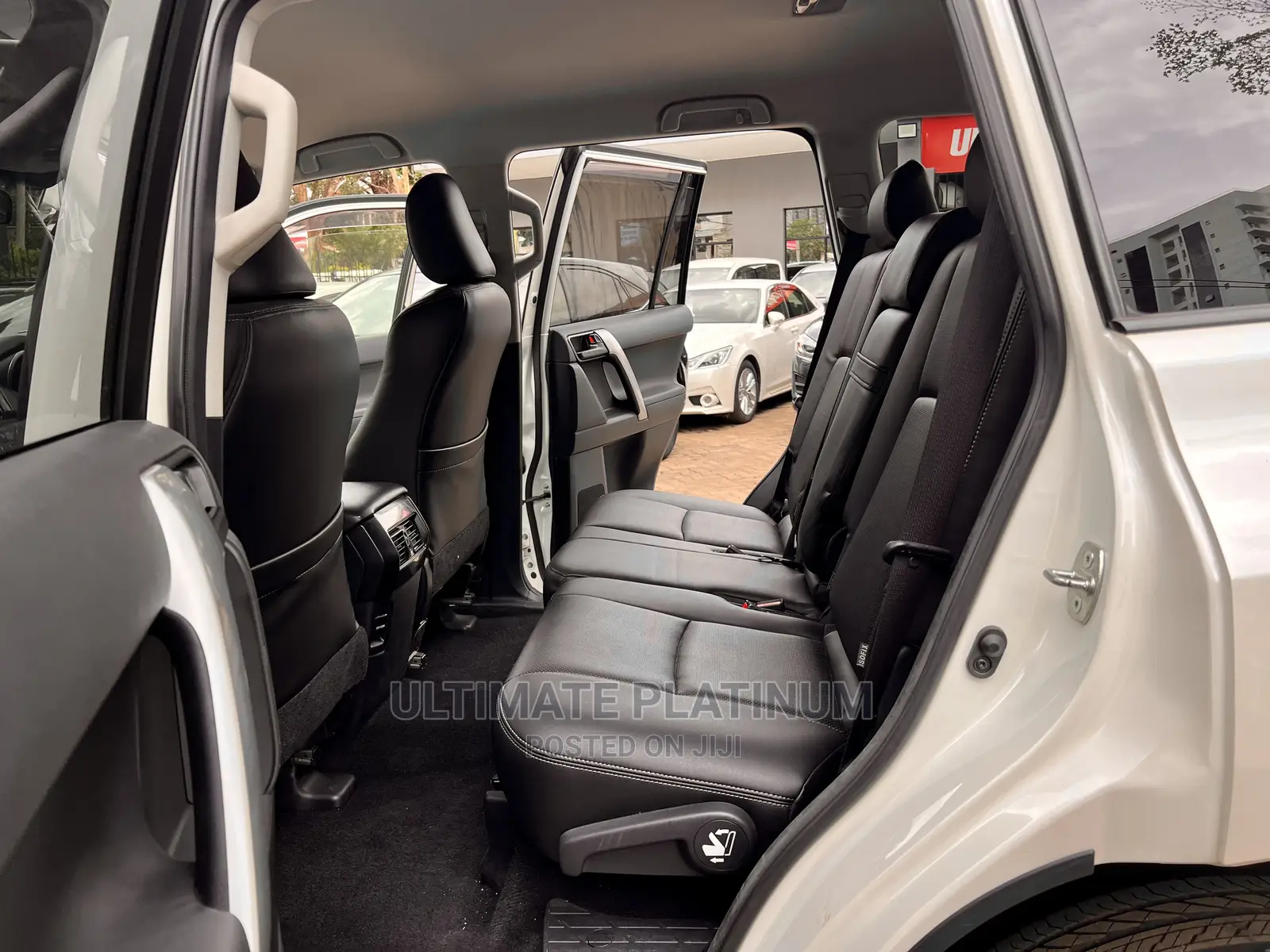 Toyota Land Cruiser Prado 2.7 2017 White