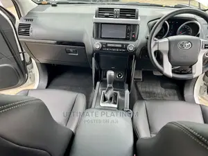 Toyota Land Cruiser Prado 2.7 2017 White