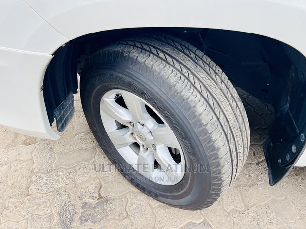 Toyota Land Cruiser Prado 2.7 2017 White - thumbnail 12