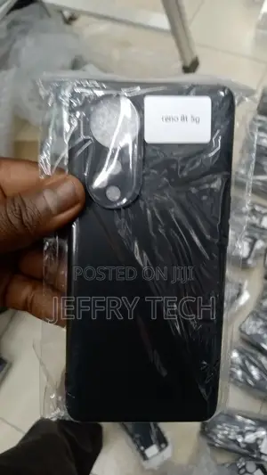 OPPO Reno 8T Silicone Case Cover