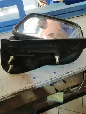 Toyota Hiace Side Mirror Right Side