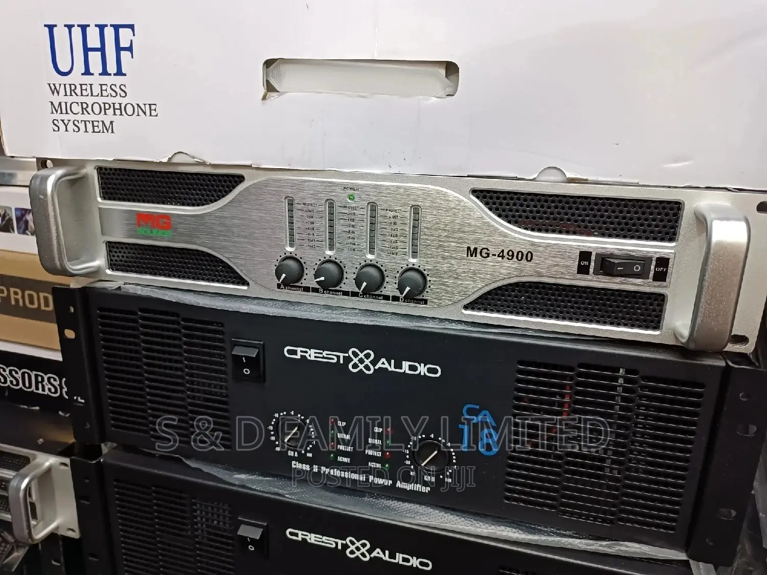 4 Channels Amplifier MG-4900
