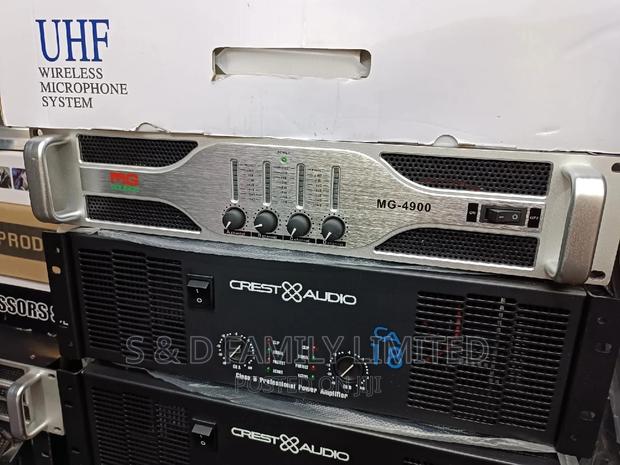 4 Channels Amplifier MG-4900