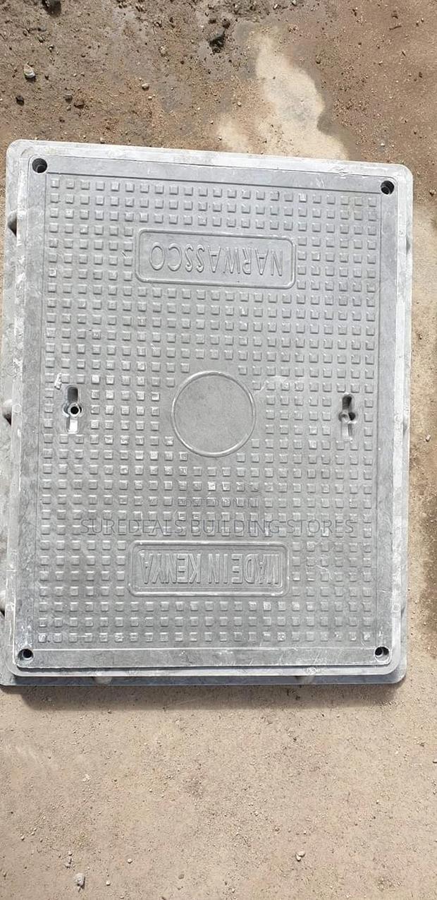 Composite Lockable Manhole Covers-450mm×600mm - main view
