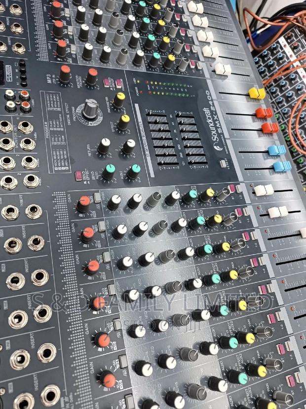 24 Channels Plain Mixer - thumbnail 3