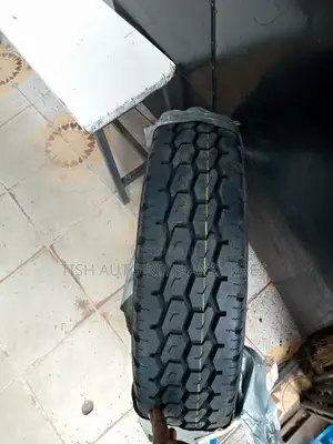 195R15 Mrf Tire