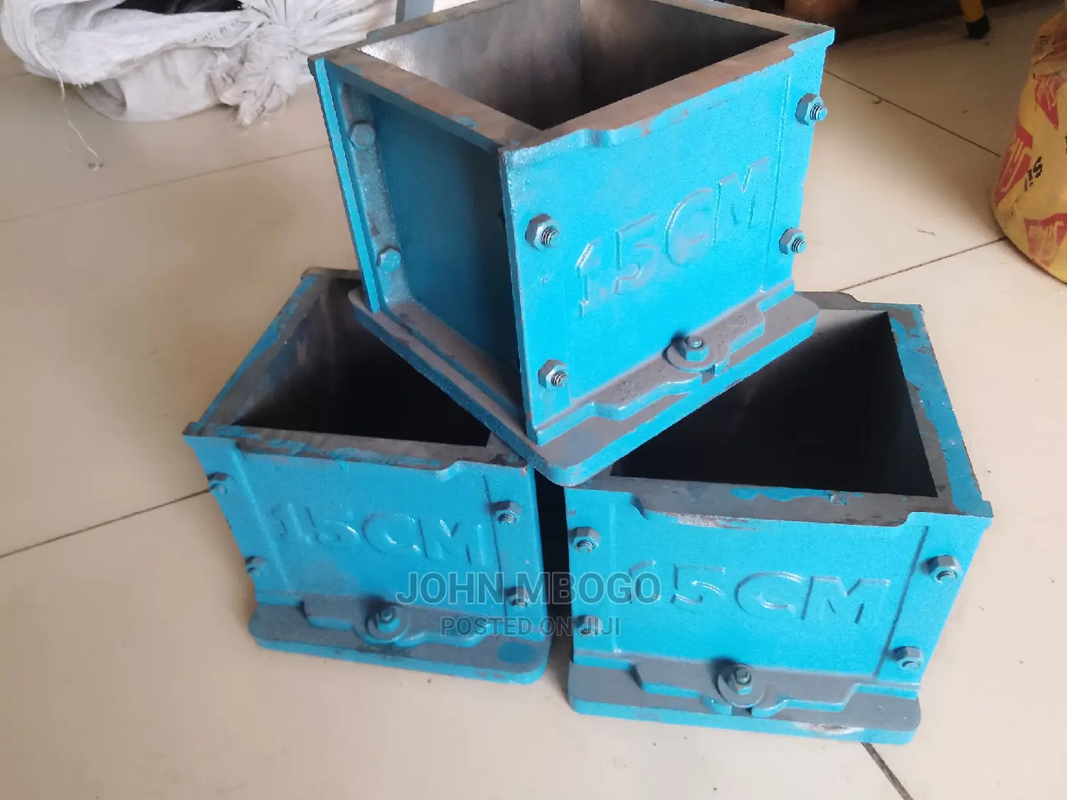 Brand New Mould Cubes