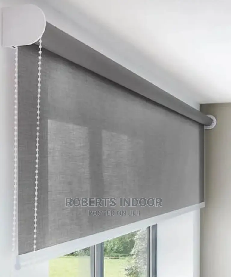 Create a Cozy Atmosphere With Sunscreen Blinds