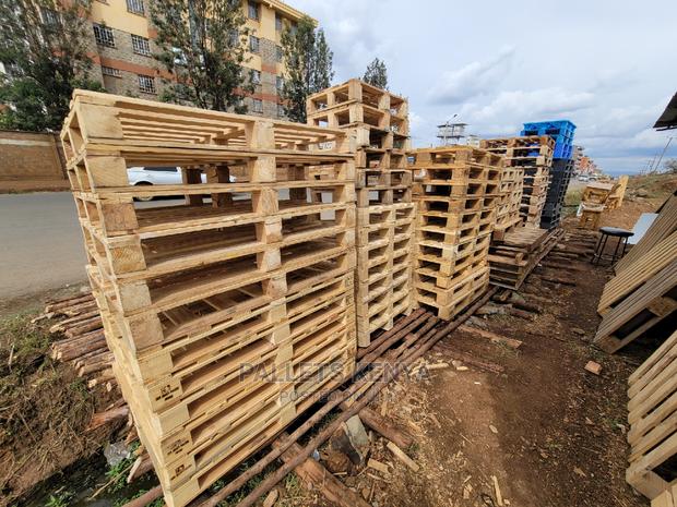 Heavy Duty Wood Pallets