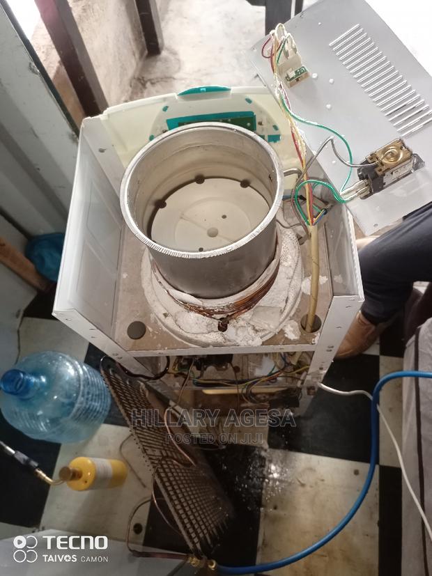 Fridge/Dispenser - main view