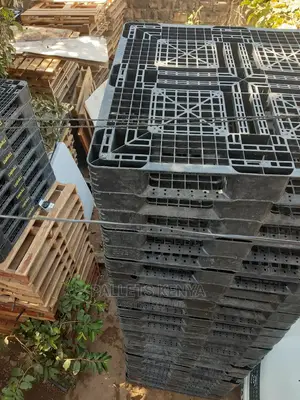 Used Plastic Pallets-003