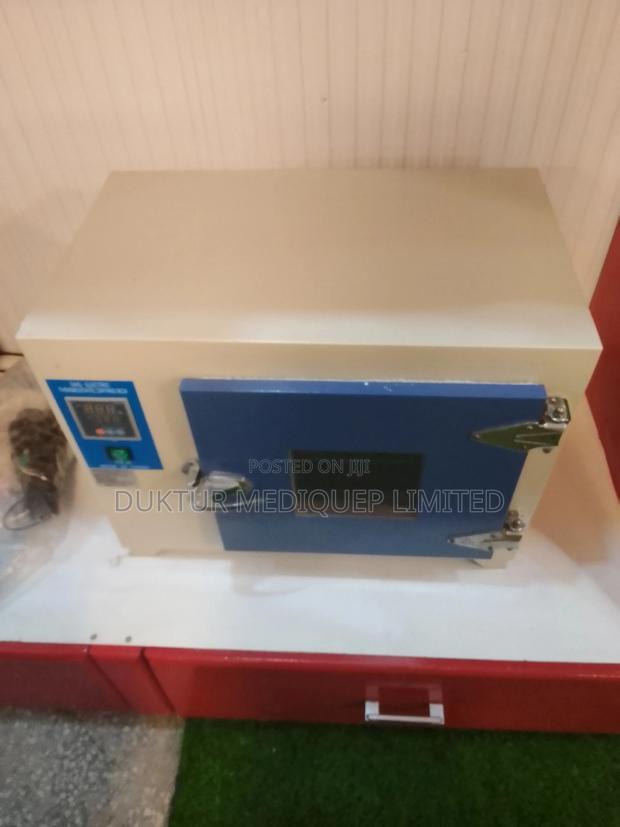 Laboratory Incubator 20L - thumbnail 2
