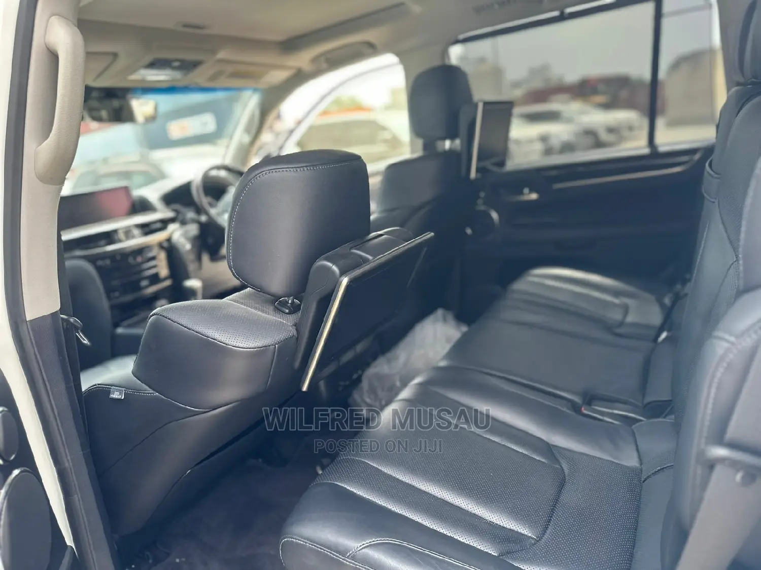 Lexus LX 2016 White
