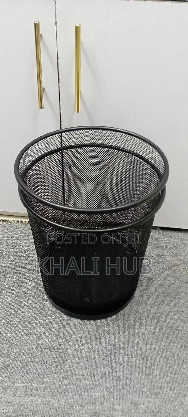 Mesh Dustbins.