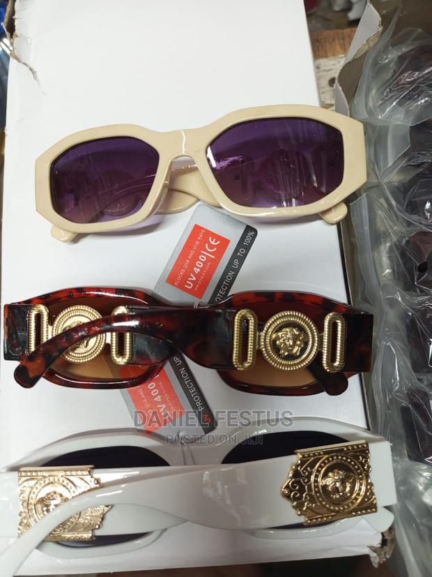 Classic Sunglasses - thumbnail 12