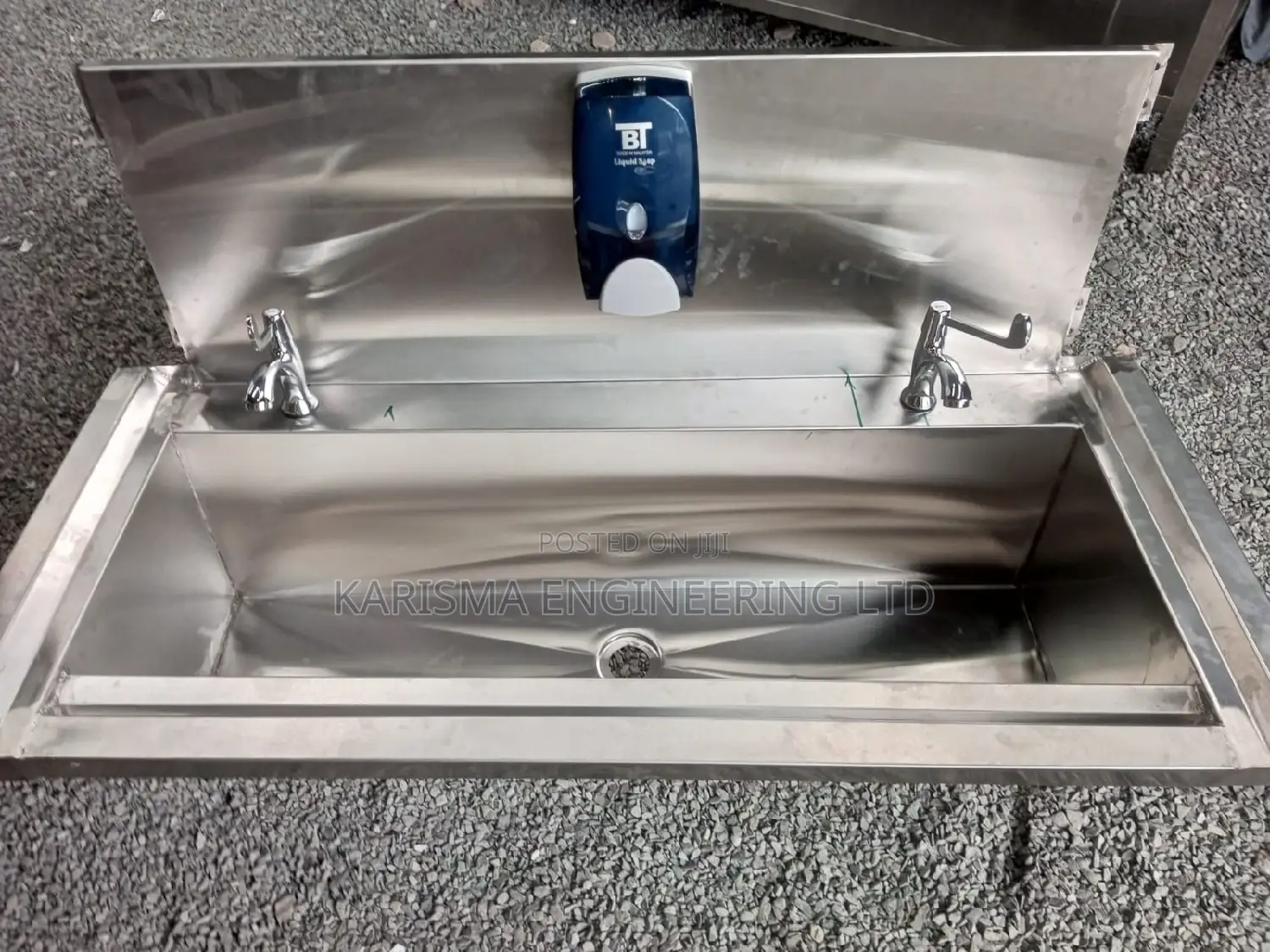 Scrub Sink With Taps and Soap Dispenser
