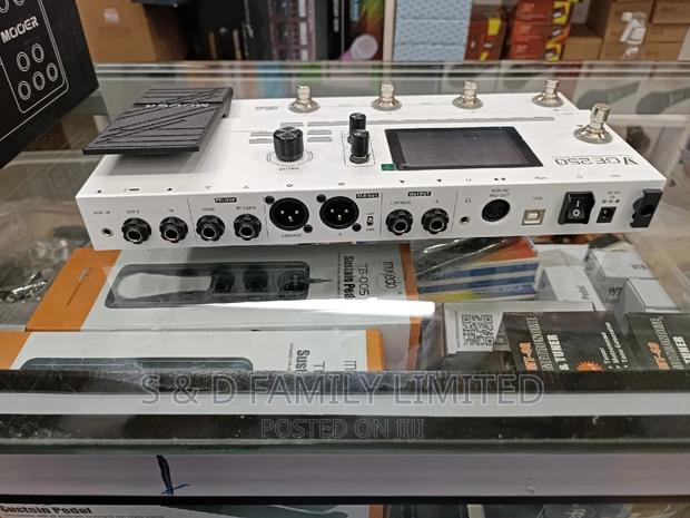 MOOER GE250 Multi Effects Processor - thumbnail 3