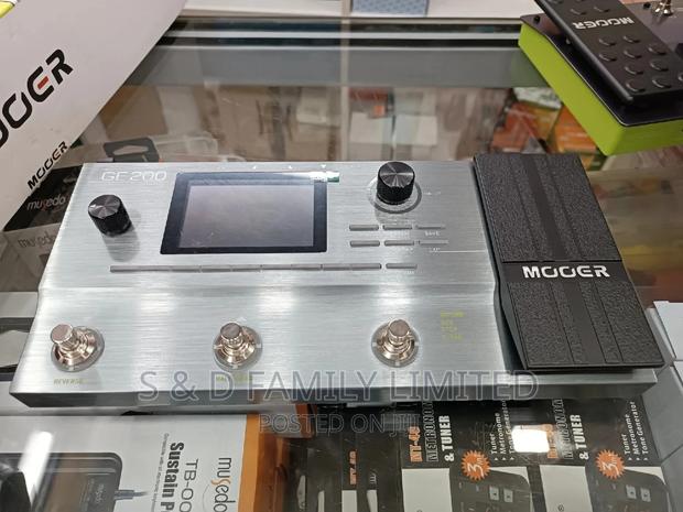MOOER GE200 Amp Modelling Multi Effects Pedal - thumbnail 2