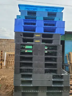 Plastic Pallets- In Good Condition.