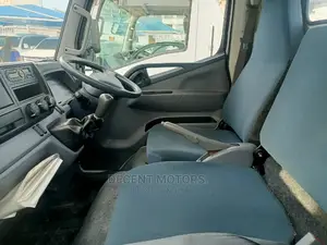 Mitsubishi Canter Longchassis 2015 White