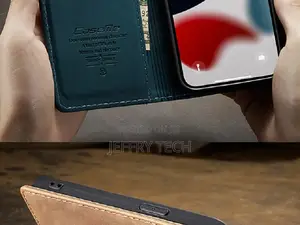 iPhone 13 Pro Max (6.7) Retro Flip Leather Case