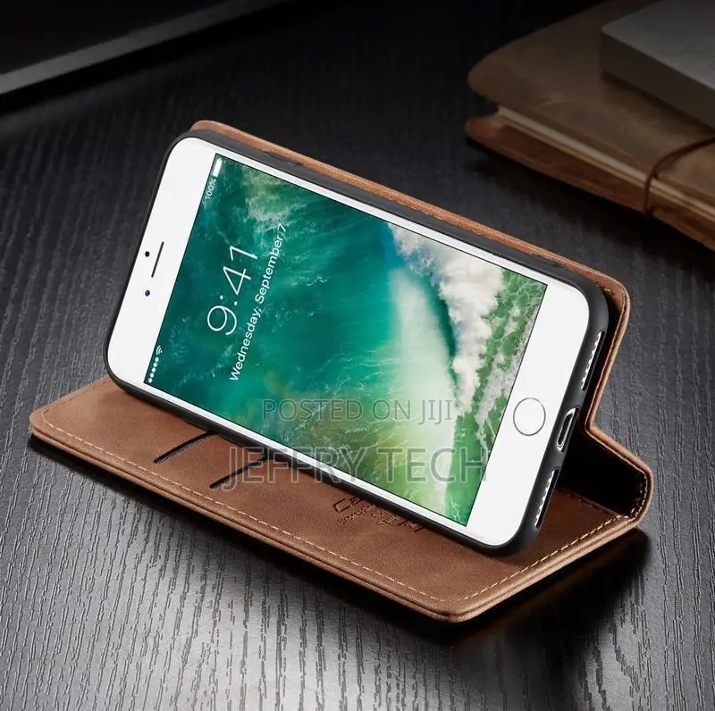 Leather Case Flip Cover for iPhone SE 2016 2020 2022 Luxury