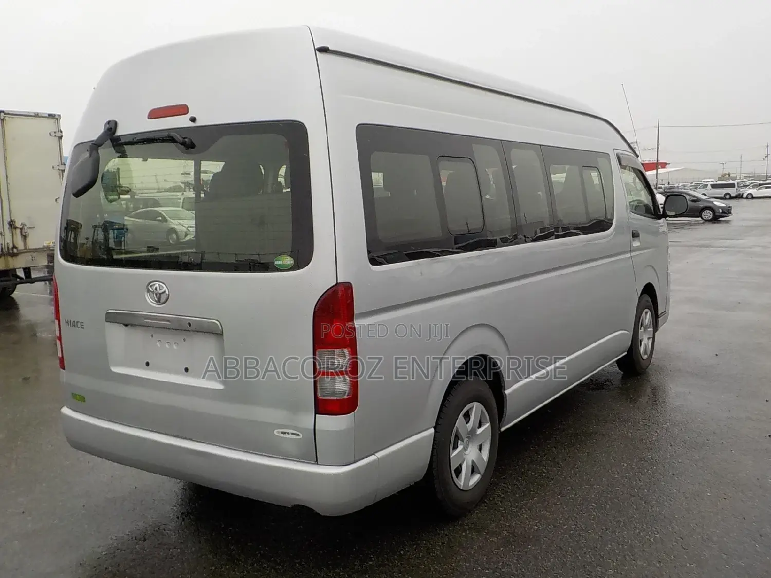Toyota Grand HiAce 2016 Silver