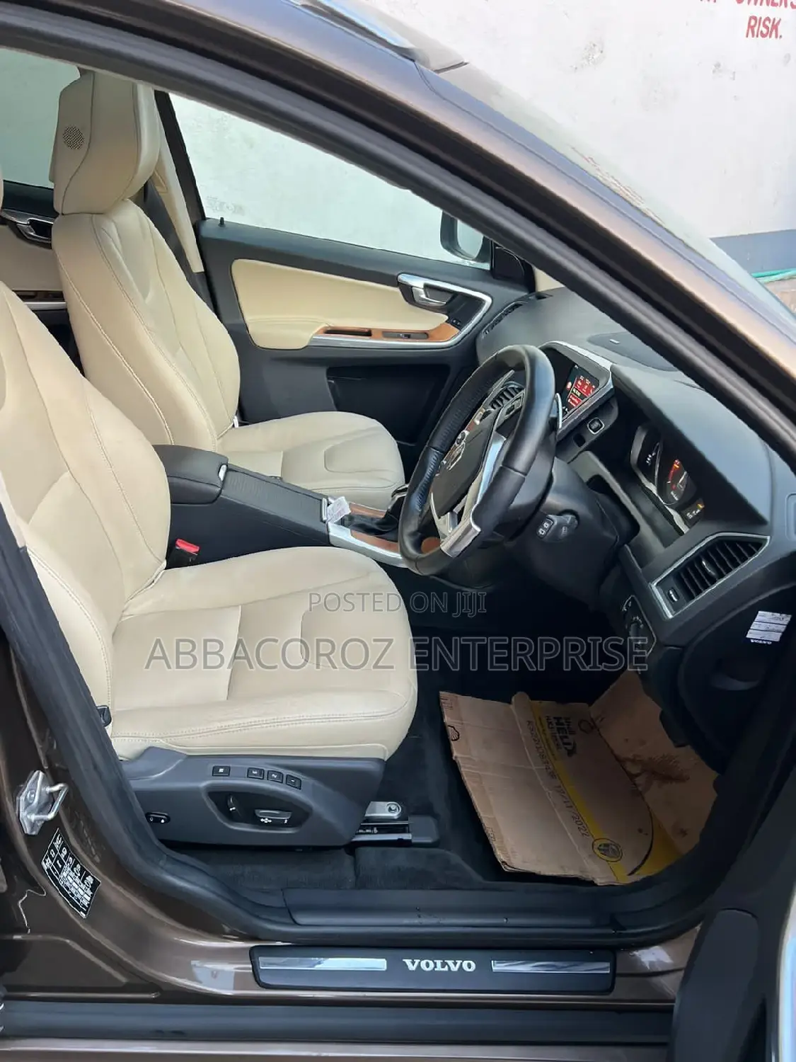 Volvo XC60 2015 Brown