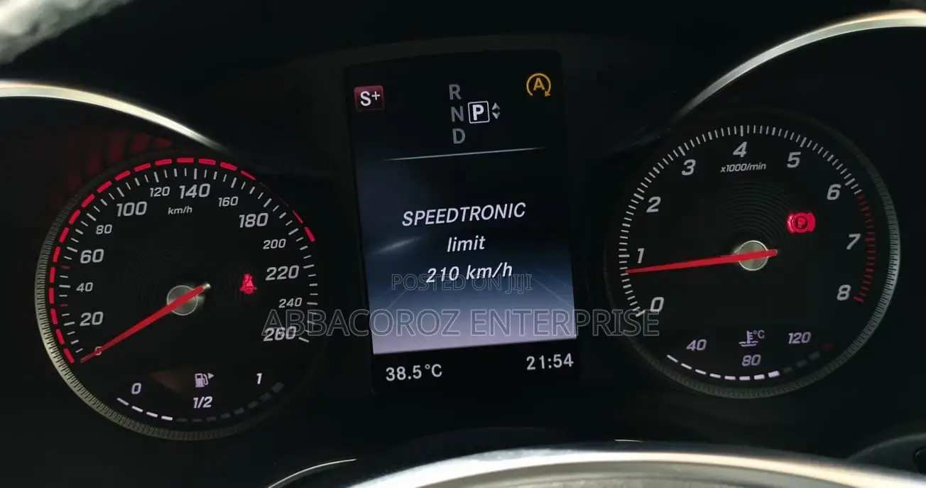 Mercedes-Benz C180 2015 Pearl