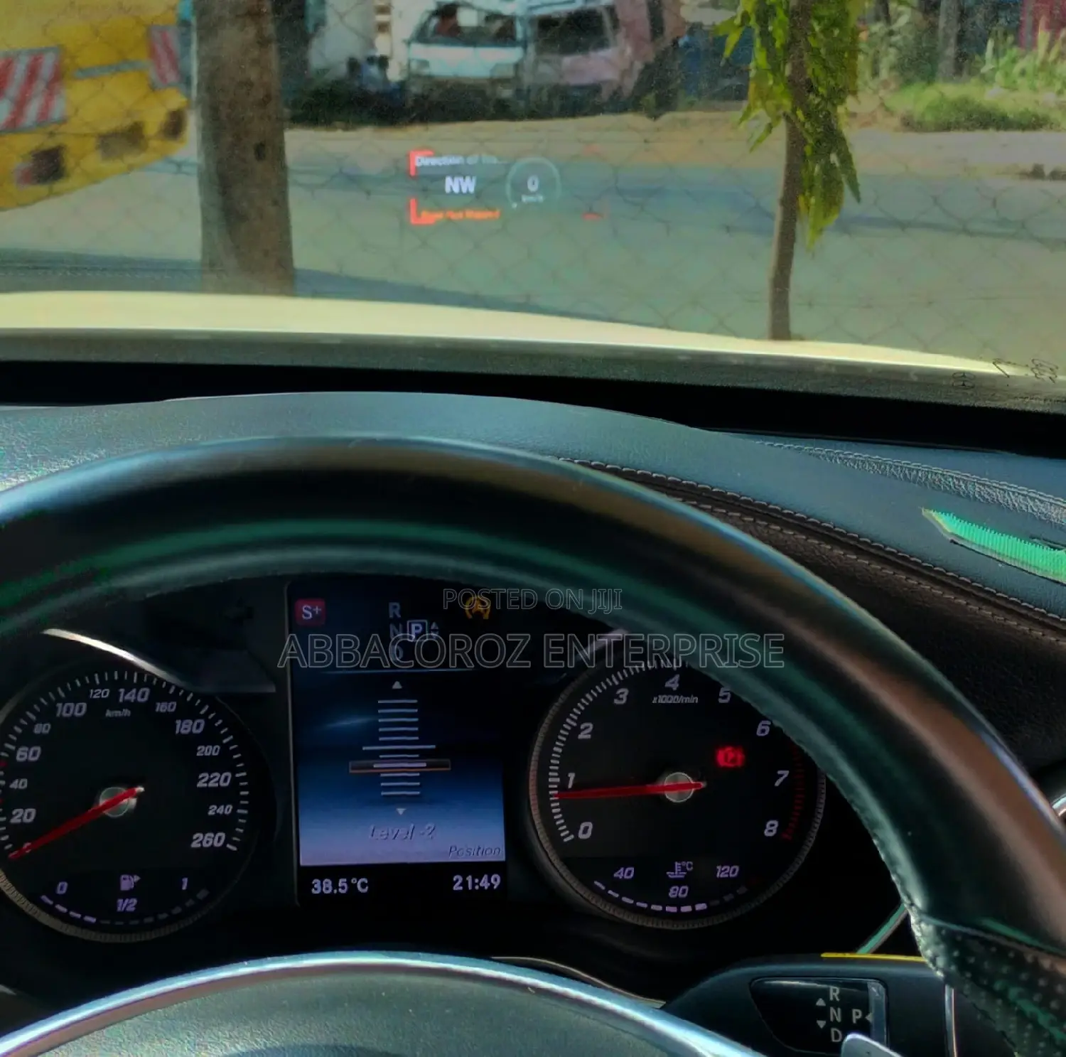 Mercedes-Benz C180 2015 Pearl