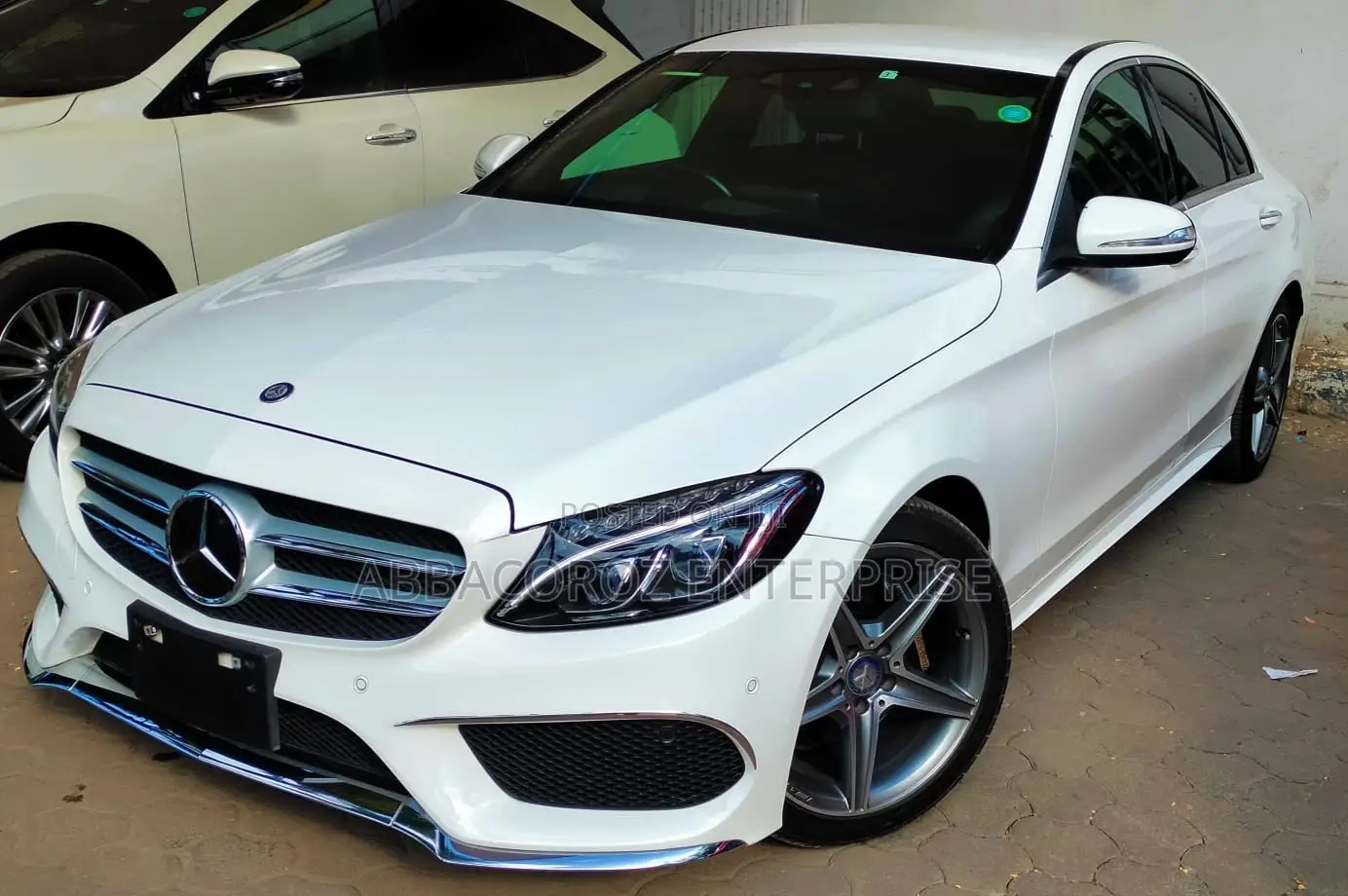 Mercedes-Benz C180 2015 Pearl