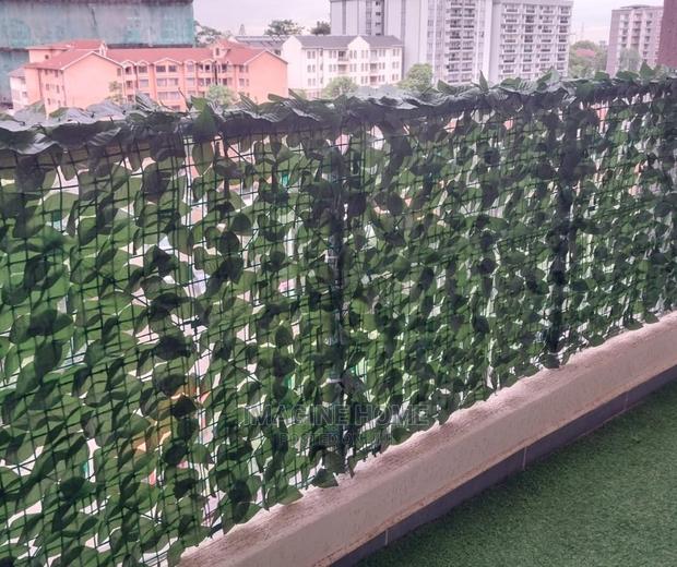 Expandable Green Fence - main view