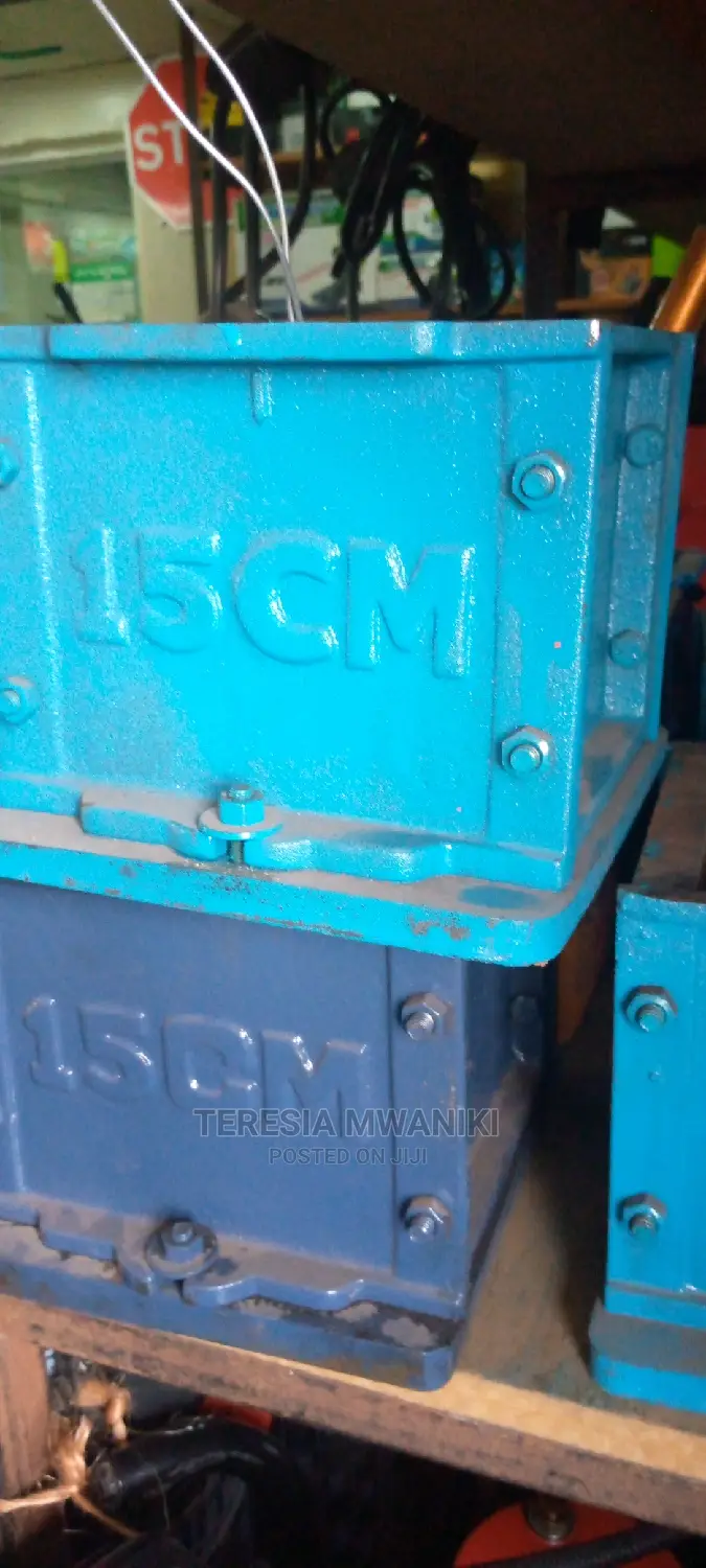 150mm Cube Cast Iron Concrete Moulds