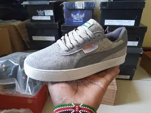Puma Sneekers