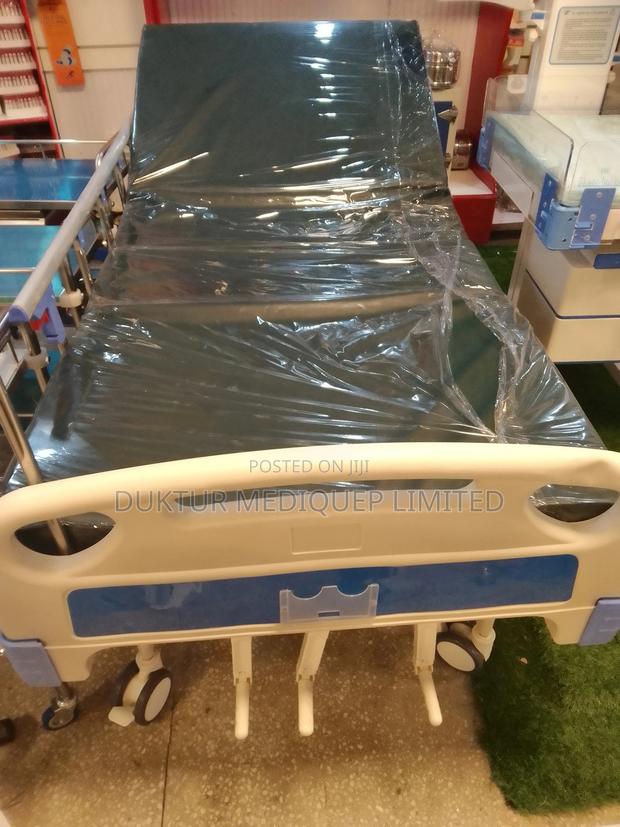 3 Function/ 3 Crank MANUAL Hospital With Mattress - thumbnail 3